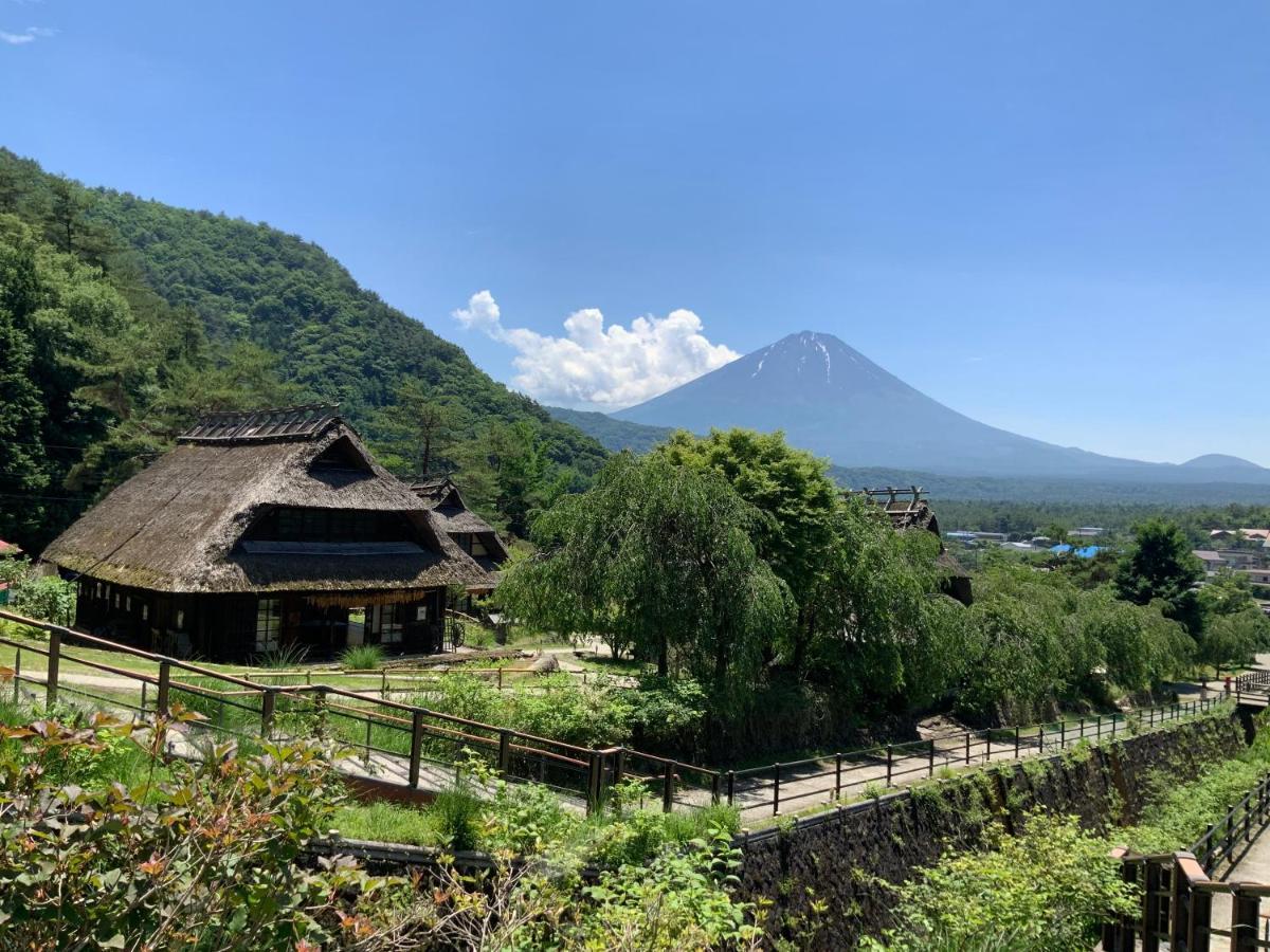 Kakureyado Fujikawaguchiko Bed and Breakfast Esterno foto